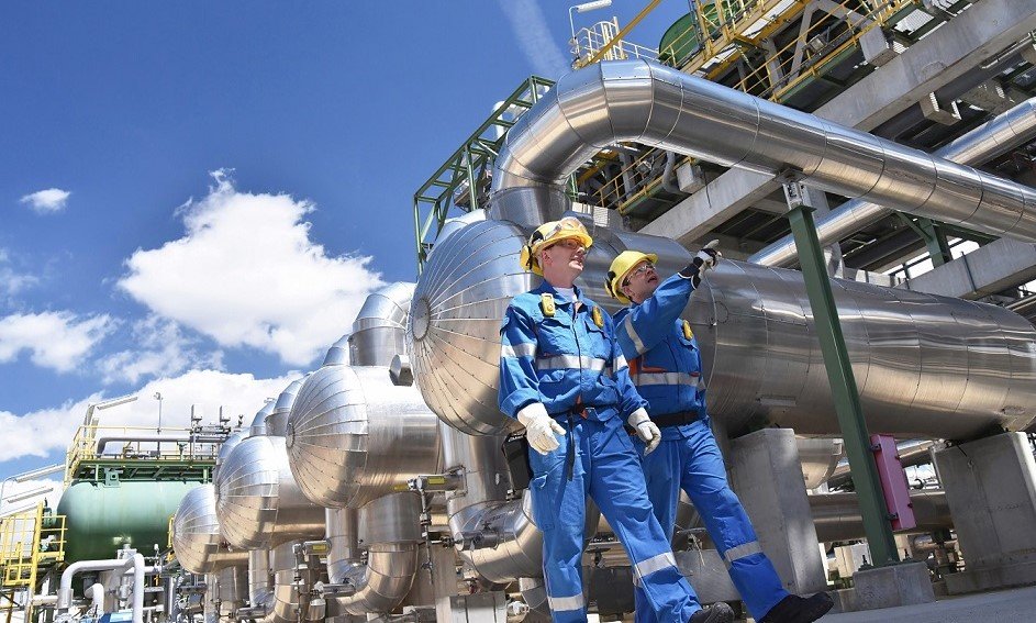 Singapore Strengthens Heat Stress Measures for Outdoor Workers in Response to Global Warming